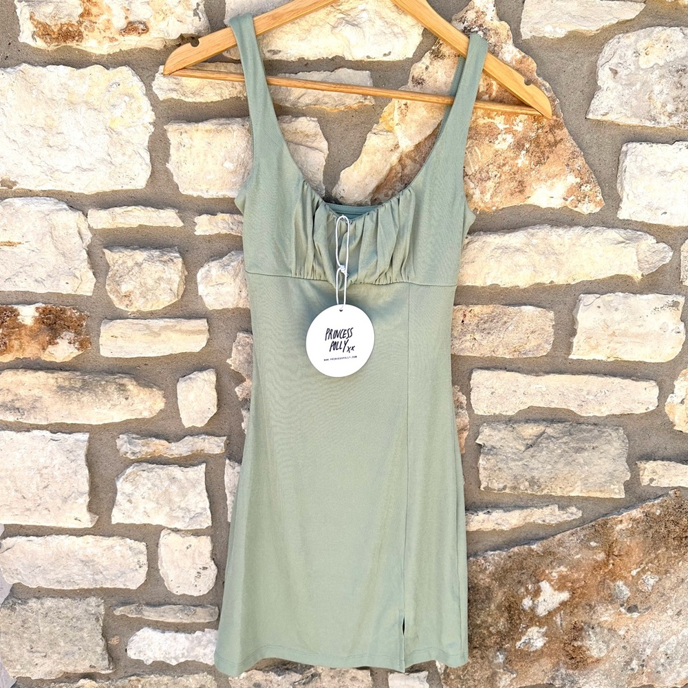 🆕NWT Princess Polly mint green mini dress US 4
